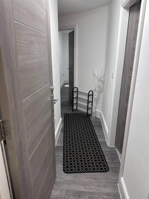 2bed Flat In ! Apartment Leicester